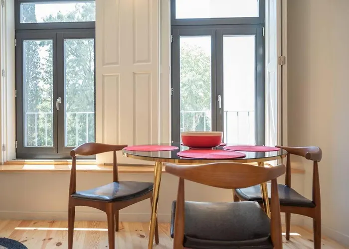 Truly Apartment Porto