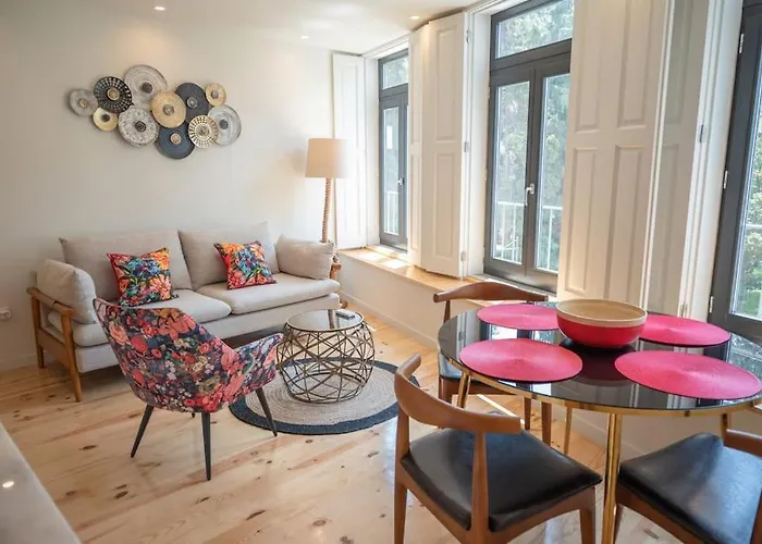 Truly Apartment Porto